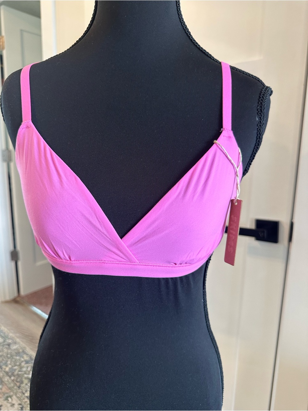 Women’s Skims Size Small Bralette - Pink